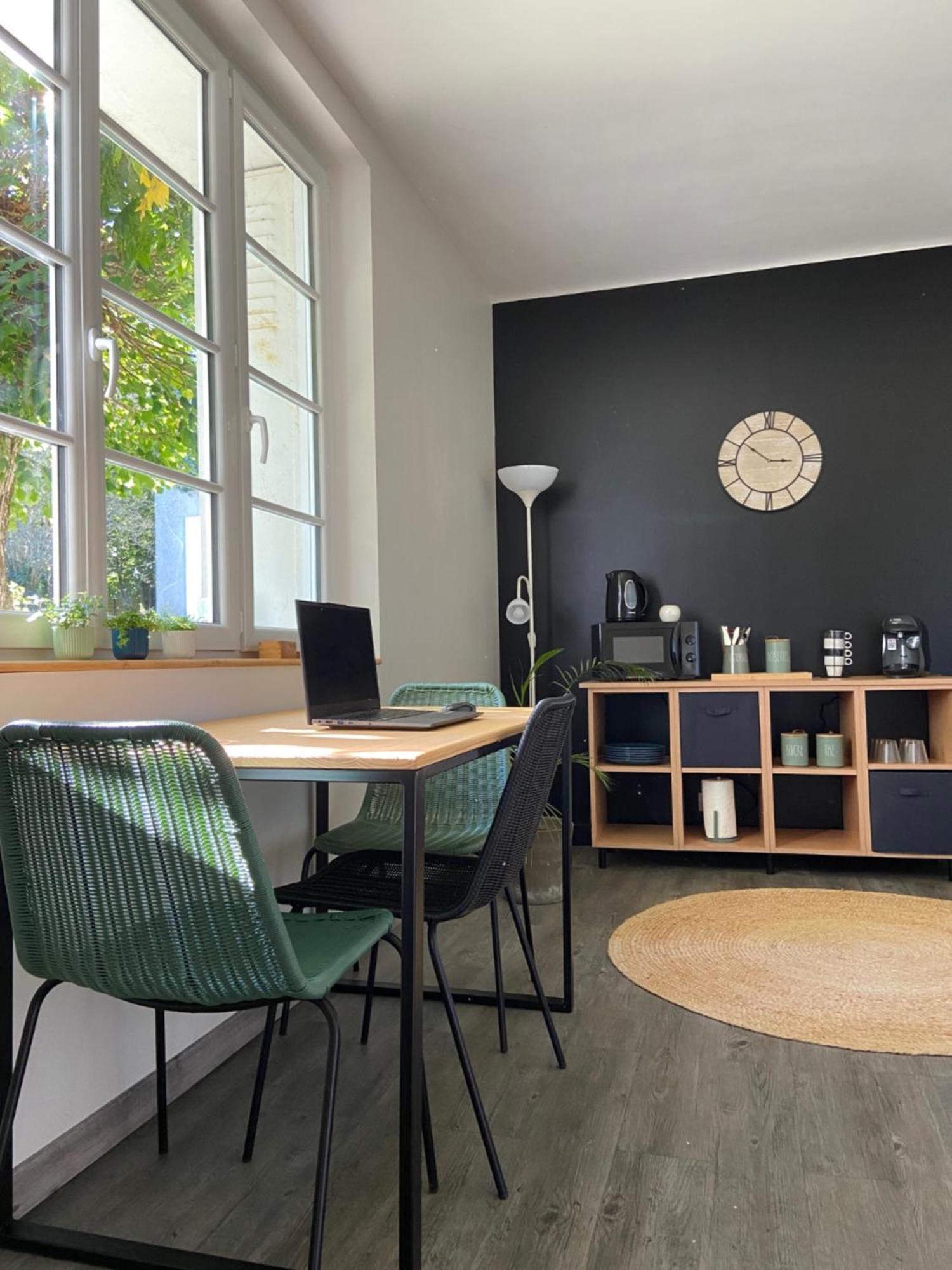 Les Chambres De L'Atelier Marigne-Laille 外观 照片
